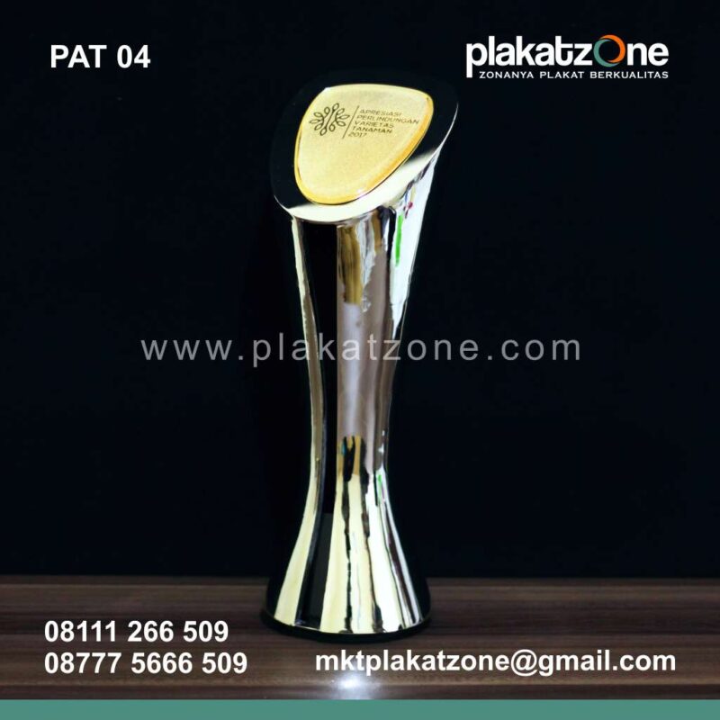 trophy plakat piala apresiasi perlindungan varietas tanaman