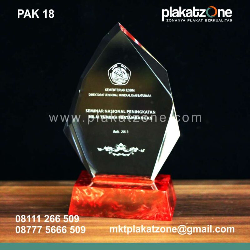 plakat akrilik laser grafir seminar nasional kementrian ESDM